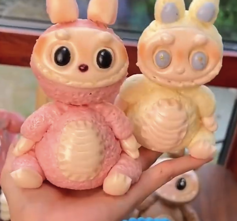 山东人把LABUBU做成花饽饽，果然没什么热点是面食界蹭不到的！