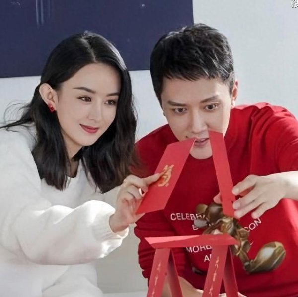 亿鑫网 赵丽颖没想到，前夫冯绍峰成了他人“掌中宝”