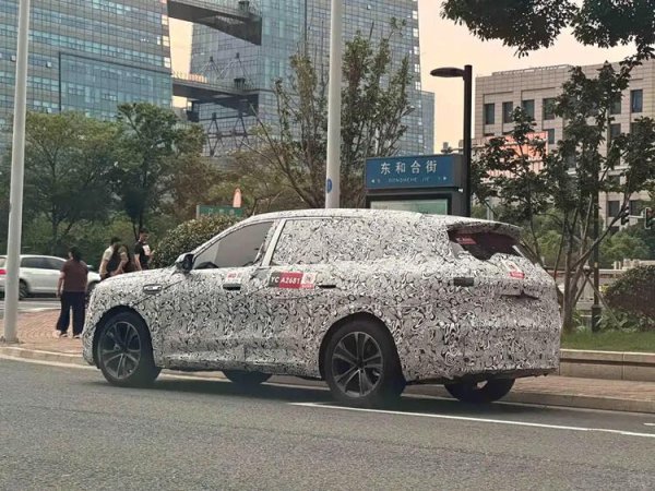 联丰优配  问界M8缩小版？新款问界M7谍照曝光，预计9月上市