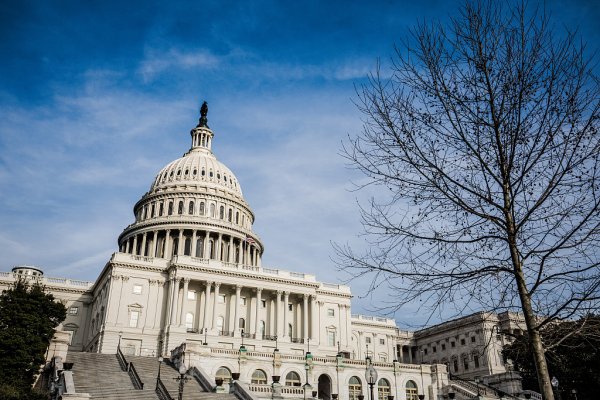 金贝街 美参议院再次否决两党拨款法案 联邦政府继续停摆